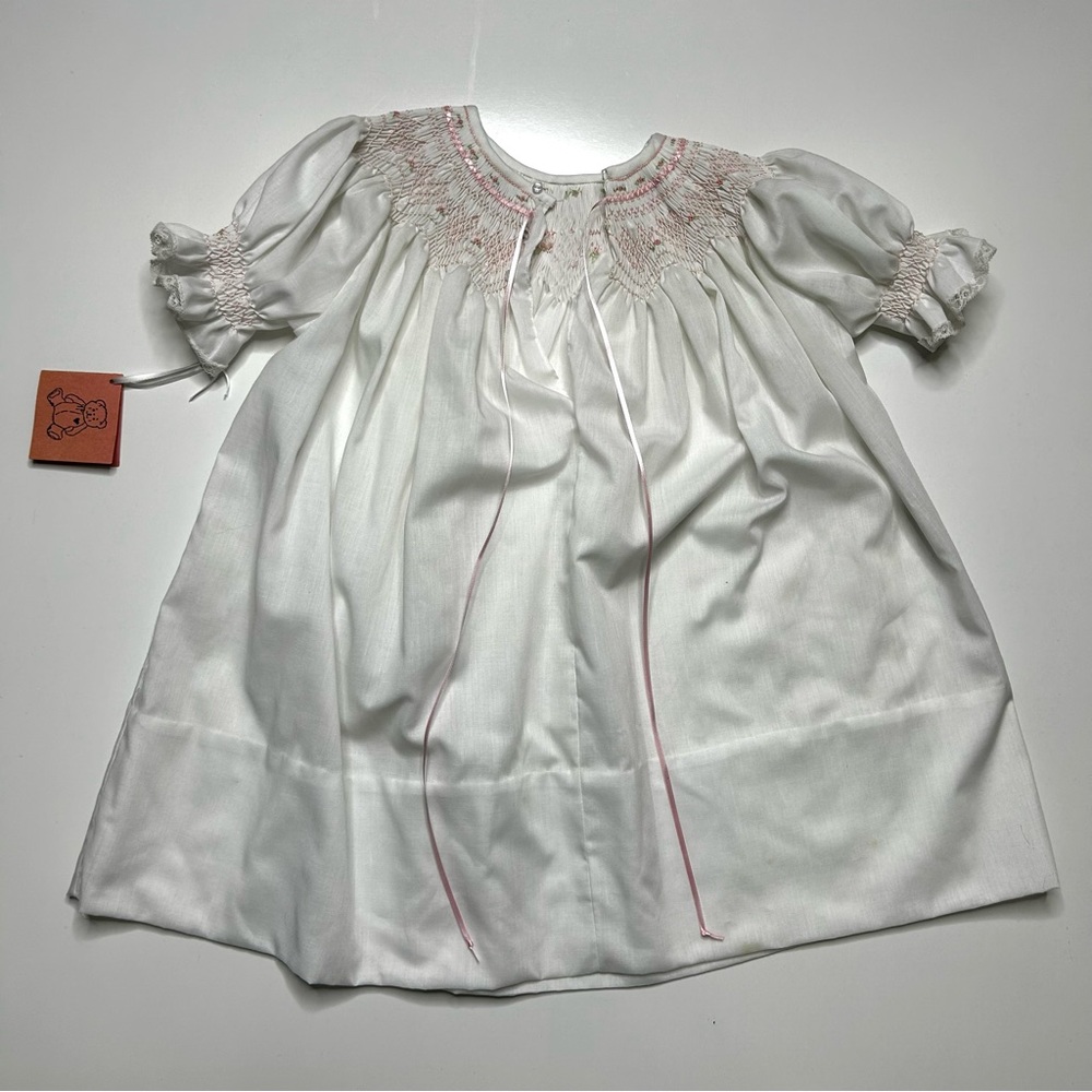 New White And Pink Hand Smocked Floral Baby Dress Size 4 Great Condition